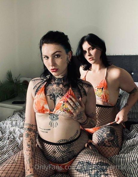 meltheoverthinker star du porno nue archive