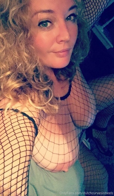 dutchcurvesinheels jolie actrice photo