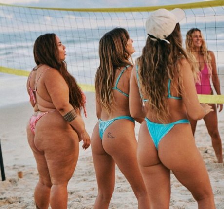 Antonia Waerea Adams star du porno érotique images