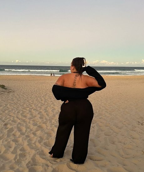 Antonia Waerea Adams star du porno collection