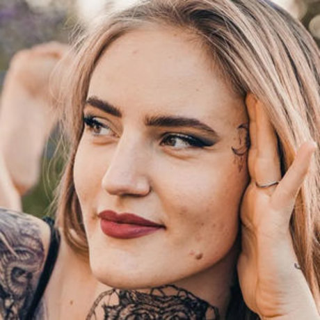 Alena Maier étoile sympa archive