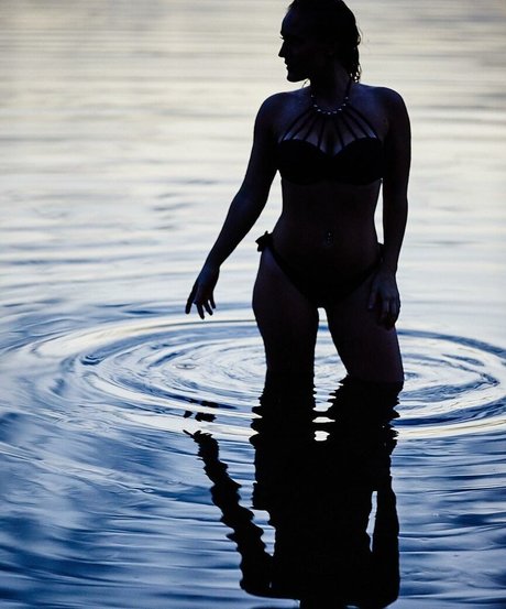 Alena Maier star du porno chaud archive