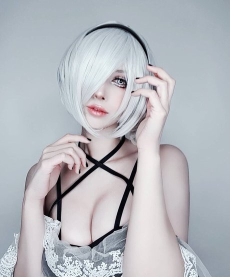 Choukandii modèle nu des photos