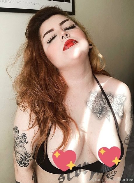 ellaforfree actrice érotique photos