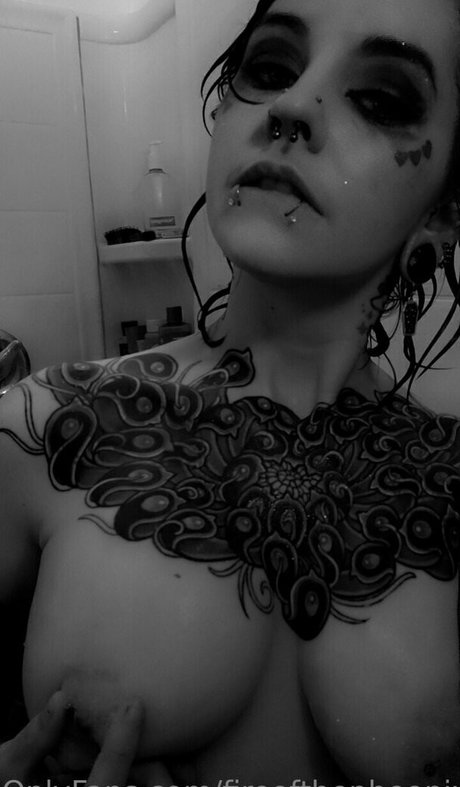 fireofthepheonix star pornographique image