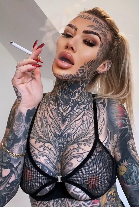 Becky Holt star du porno adulte photos