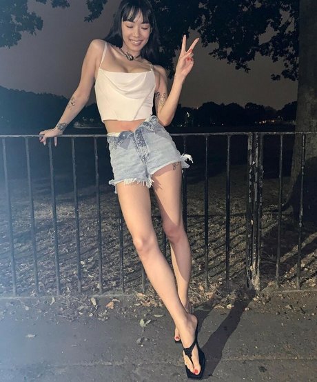 Rina Sawayama modèle meilleur collection