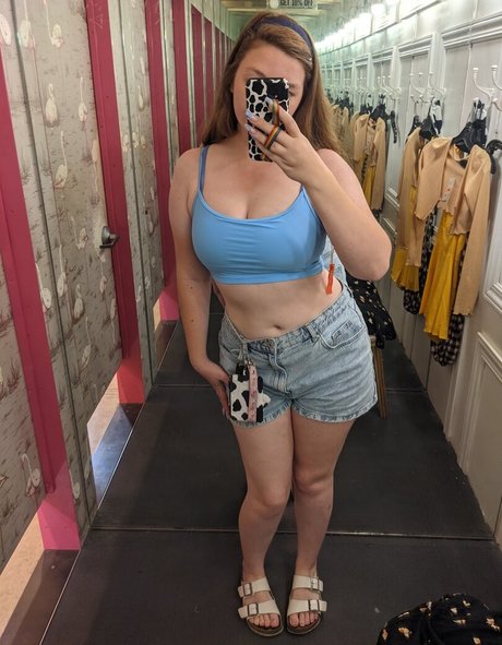 Eightbitbailey actrice sexy photo