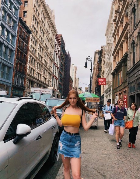 emilyyfiore star du porno belle photos