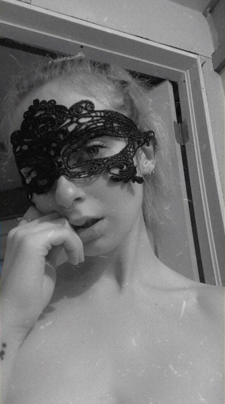 summerlosco modèle artistique collection