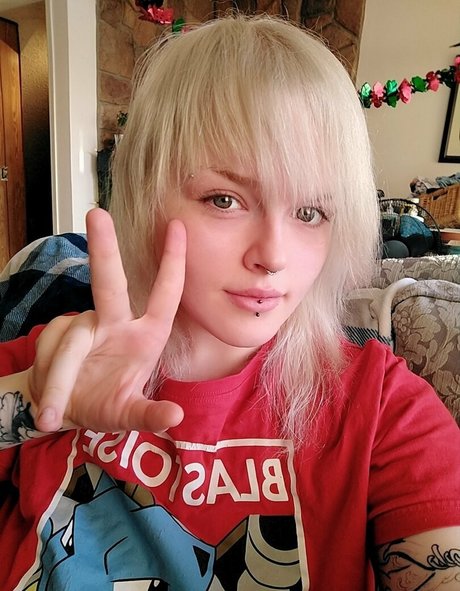 poofychanfree star du porno en haute qualité galerie