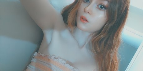 Ella Angel modèle gratuit des photos