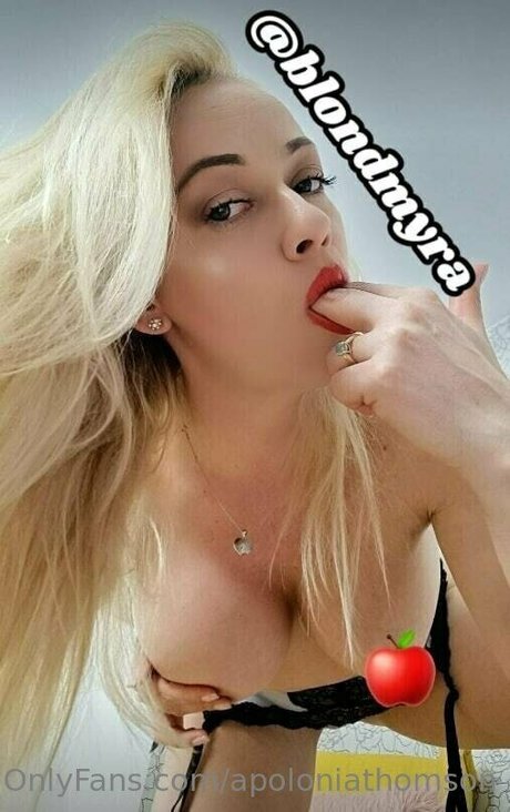 apoloniathomson actrice parfaite photos