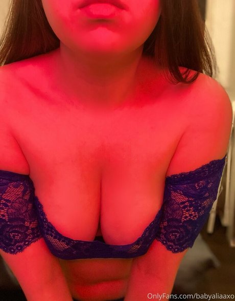 babyaliaaxo sexe star des photos