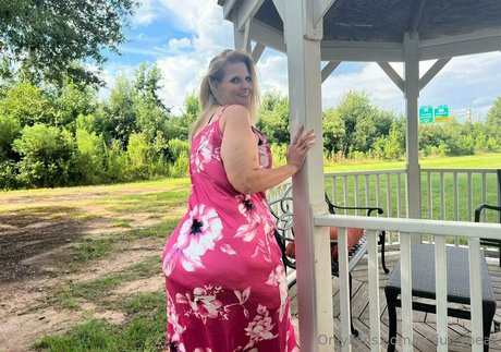 msjuicypear modèle sexy images