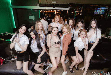 wiyada top star images