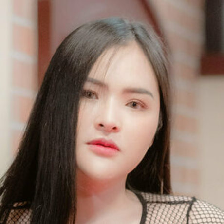 wiyada haut modèle image