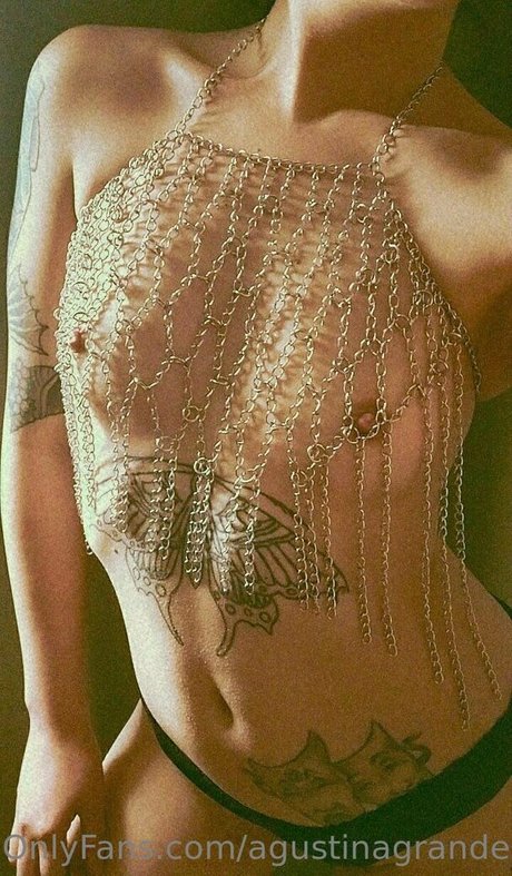 agustinagrande nus star du porno galeries