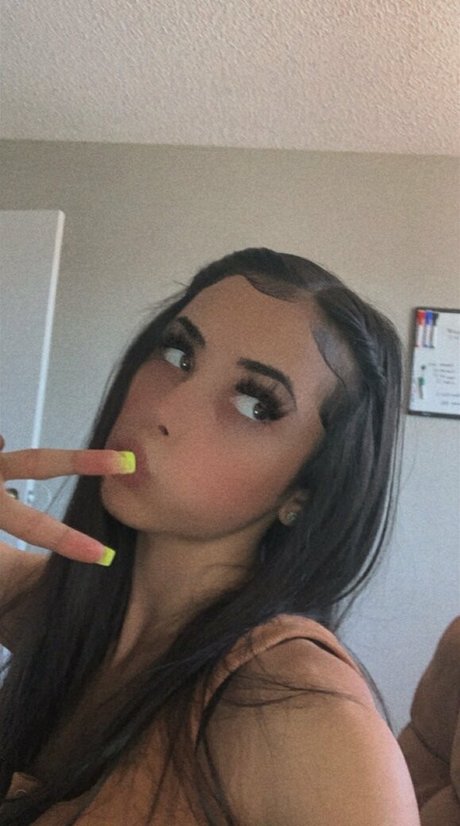 alexisperez18 star pornographique images