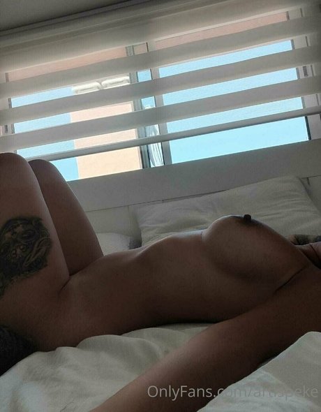 artispeke star du porno de haute qualité img