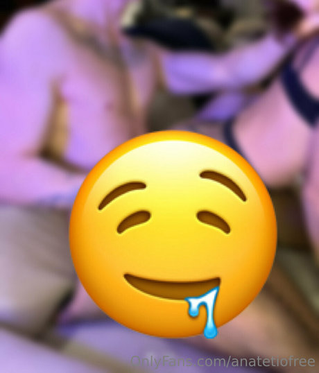 anatetiofree jolie étoile des photos