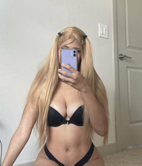 jujulovexoxo mannequin image