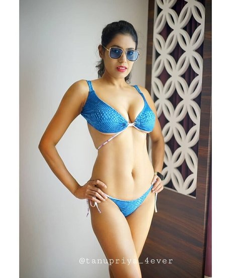 tanupriya star pornographique collection