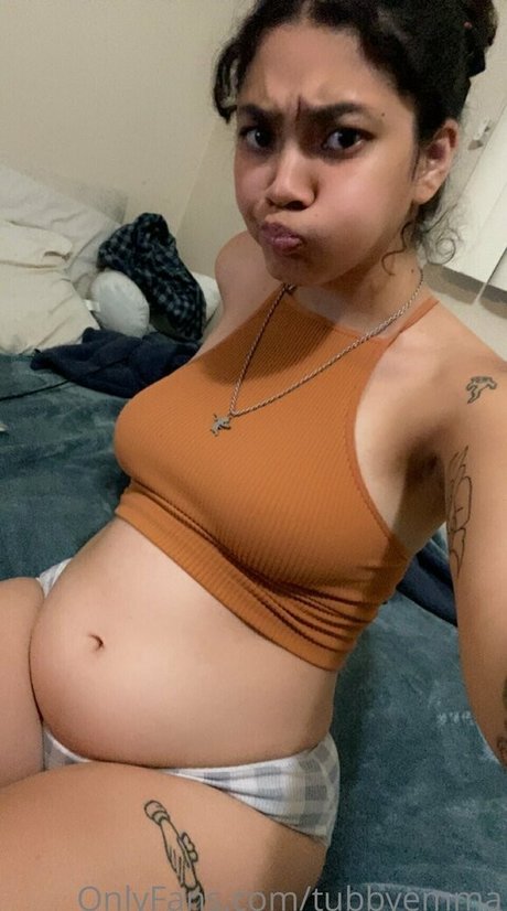 tubbyemma modèle nu des photos