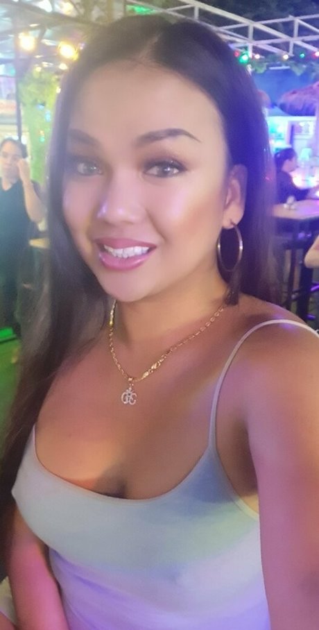 amyamorevip actrice de nus images