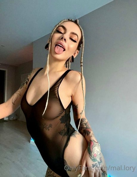 mal lory modèle porno galeries