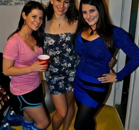 Avery Harwood star du porno exclusive collection