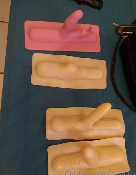 ninaluck actrice parfaite des photos