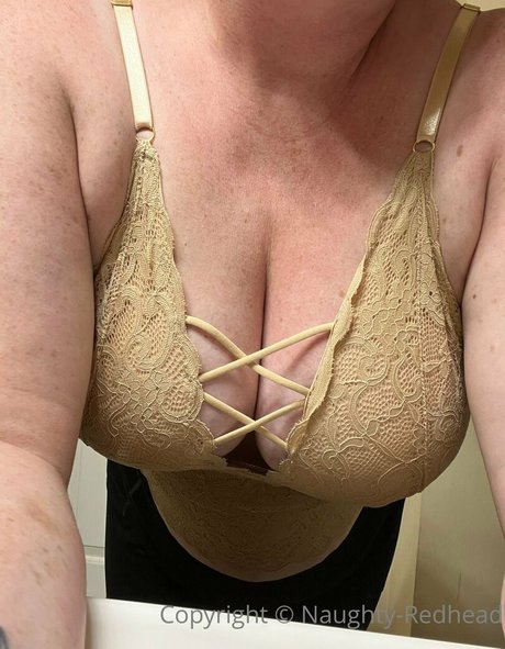 naughty redhead xxx étoile collection