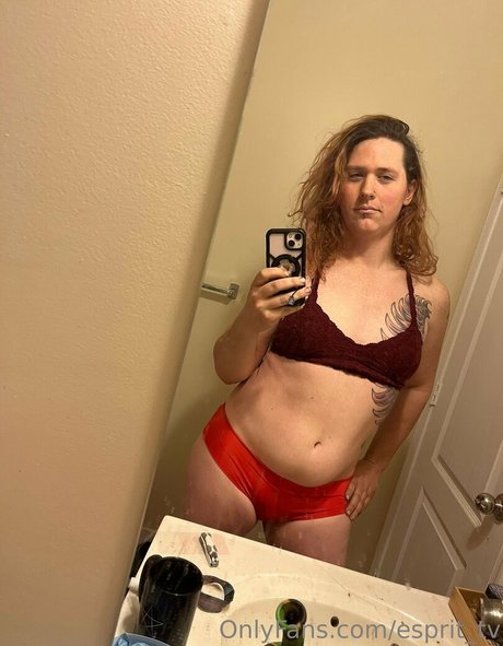 esprit tv modèle artistique image