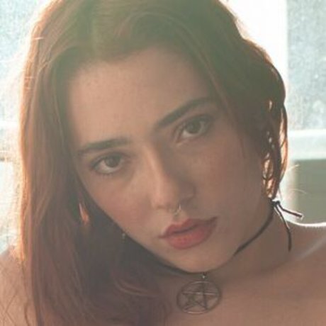 Marcella Romanov star du porno érotique images