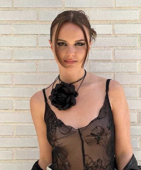 Tatyanacosmos modèle artistique photos