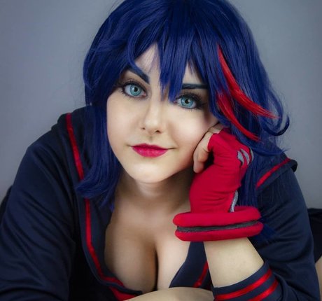 Marcelline modèle pornographique image