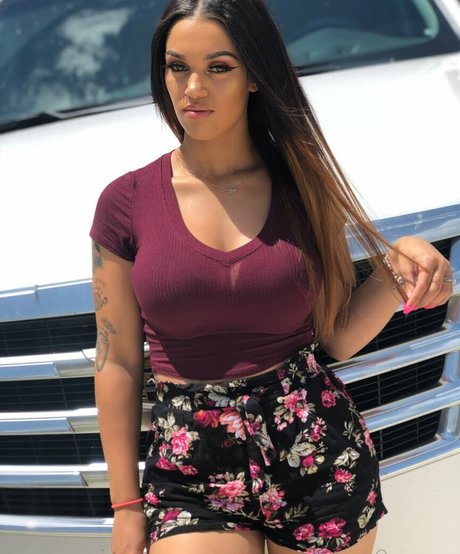 Biannca Prince star du porno adulte galerie