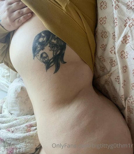 aisselles poilues onlyfans adulte des photos
