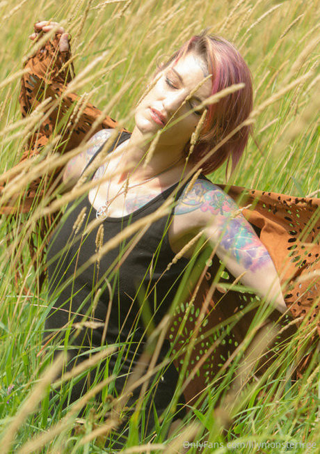 lilymonsterfree art étoile photo