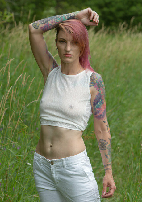 lilymonsterfree star du porno parfaite photos