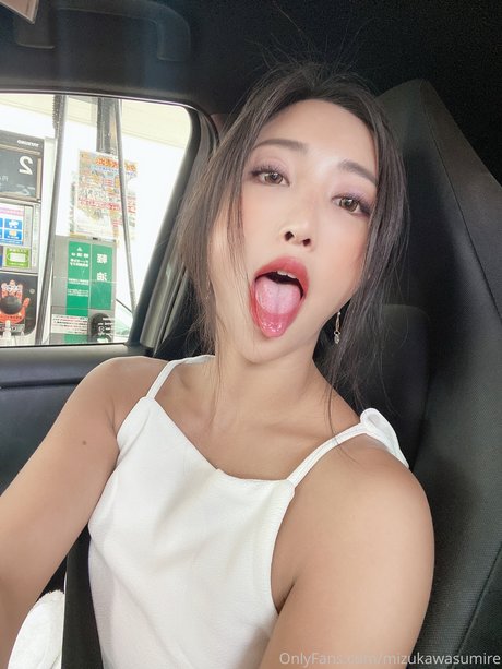 Mizukawa Sumire アート女優 ギャラリー
