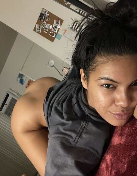 Maya Farrell アートポルノスター 写真