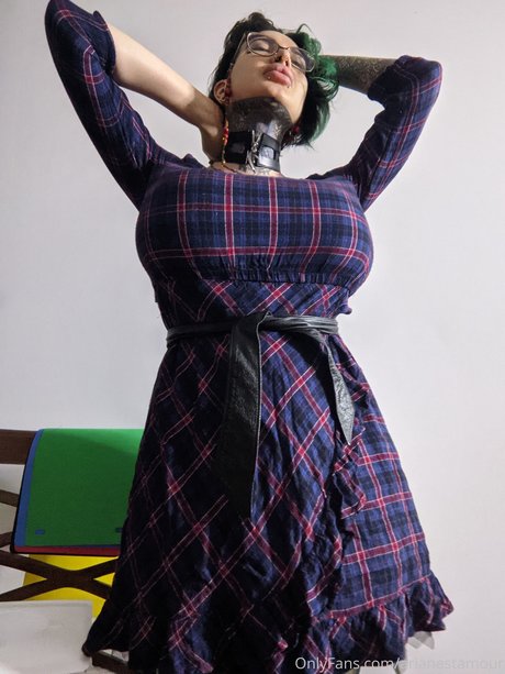 Ariane Saint Amour ポルノ女優 ギャラリー