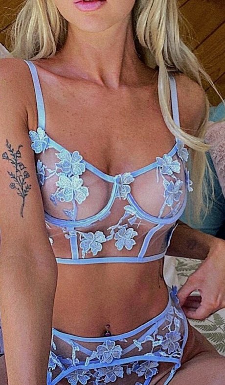 Amy Mason xxxモデル 画像