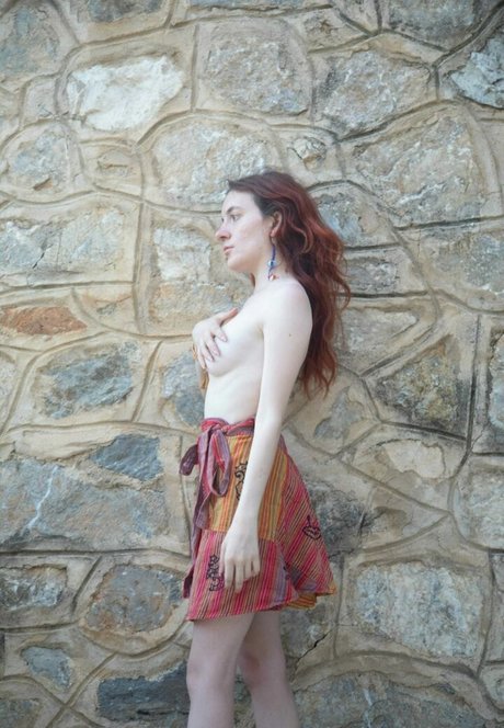 Aybuke Dobreva アートスター 写真
