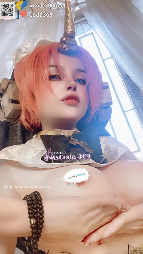 Code 369 裸のモデル 画像
