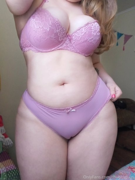 chubbyguati 無料のポルノスター 画像