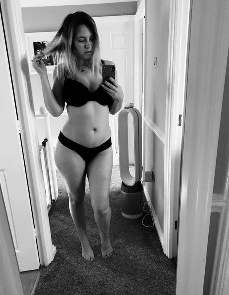 Sophia Knight ポルノスター 素敵 画像