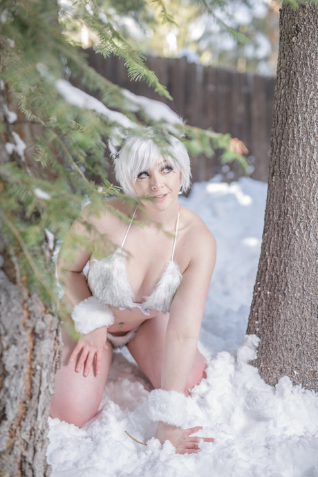 小さいチンポのシーメールOnlyFans ホット 画像